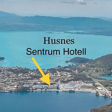 Husnes Sentrum Hotell المظهر الخارجي الصورة