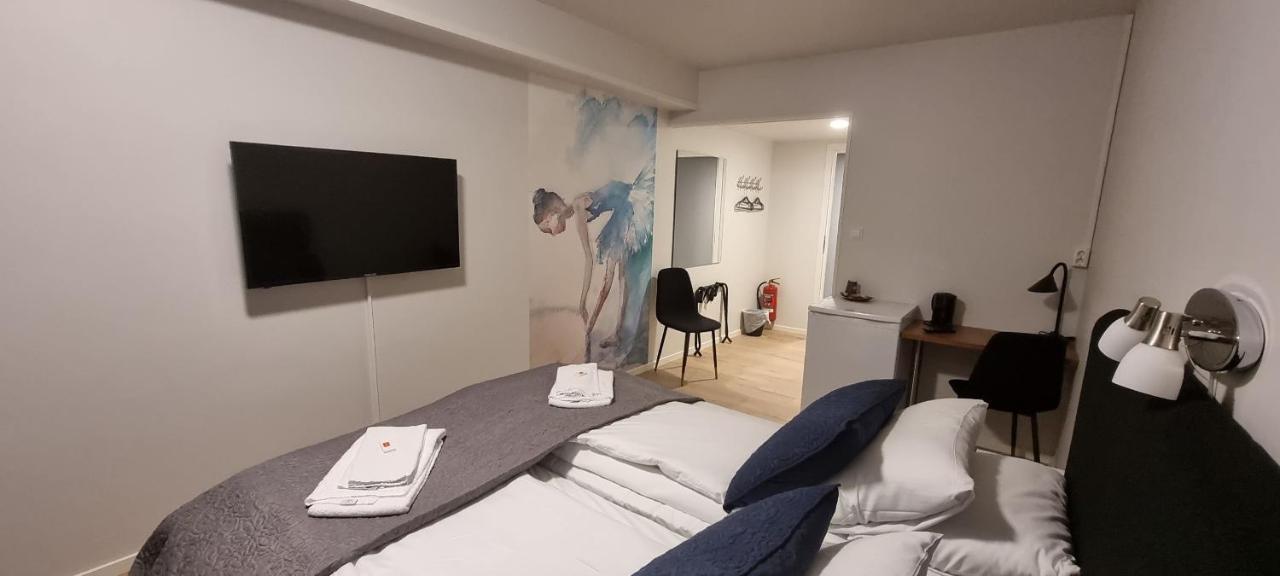 Husnes Sentrum Hotell المظهر الخارجي الصورة