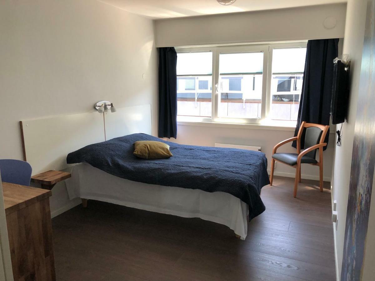Husnes Sentrum Hotell المظهر الخارجي الصورة