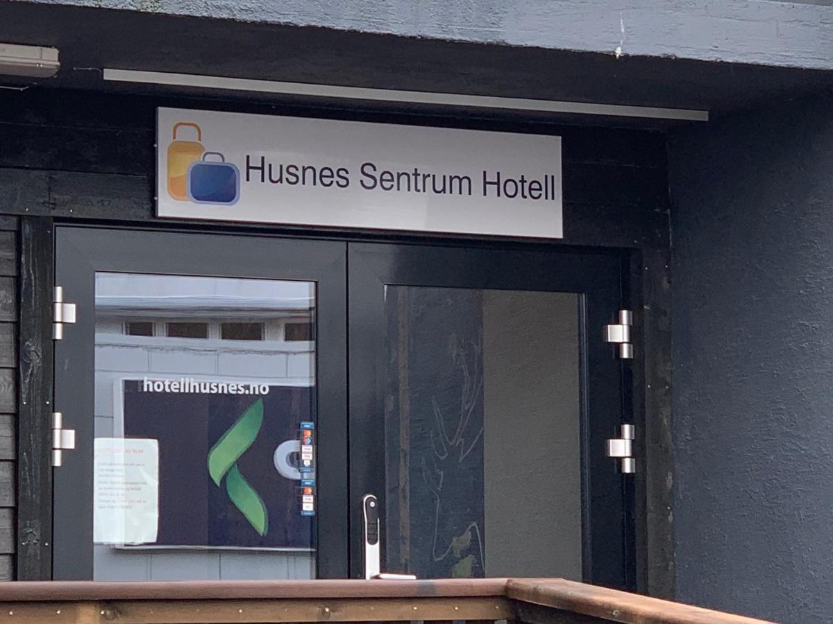 Husnes Sentrum Hotell المظهر الخارجي الصورة